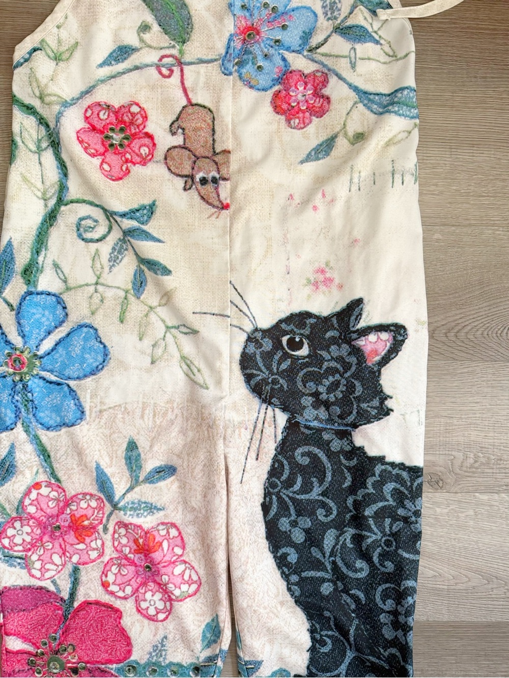 Women's Floral & Cat Print Tie-Strap Jumpsuit - Cream - Picture 2 of 9